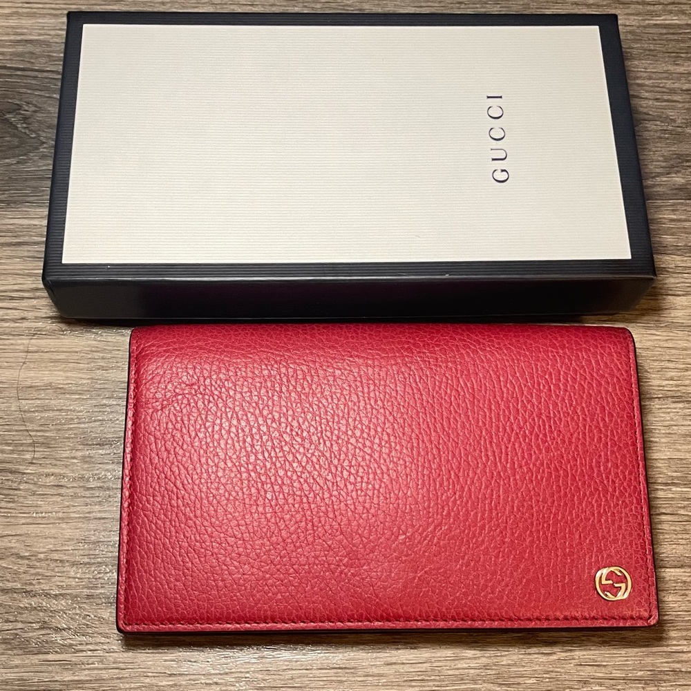 Authentic Gucci Betty Wallet on Chain - Red